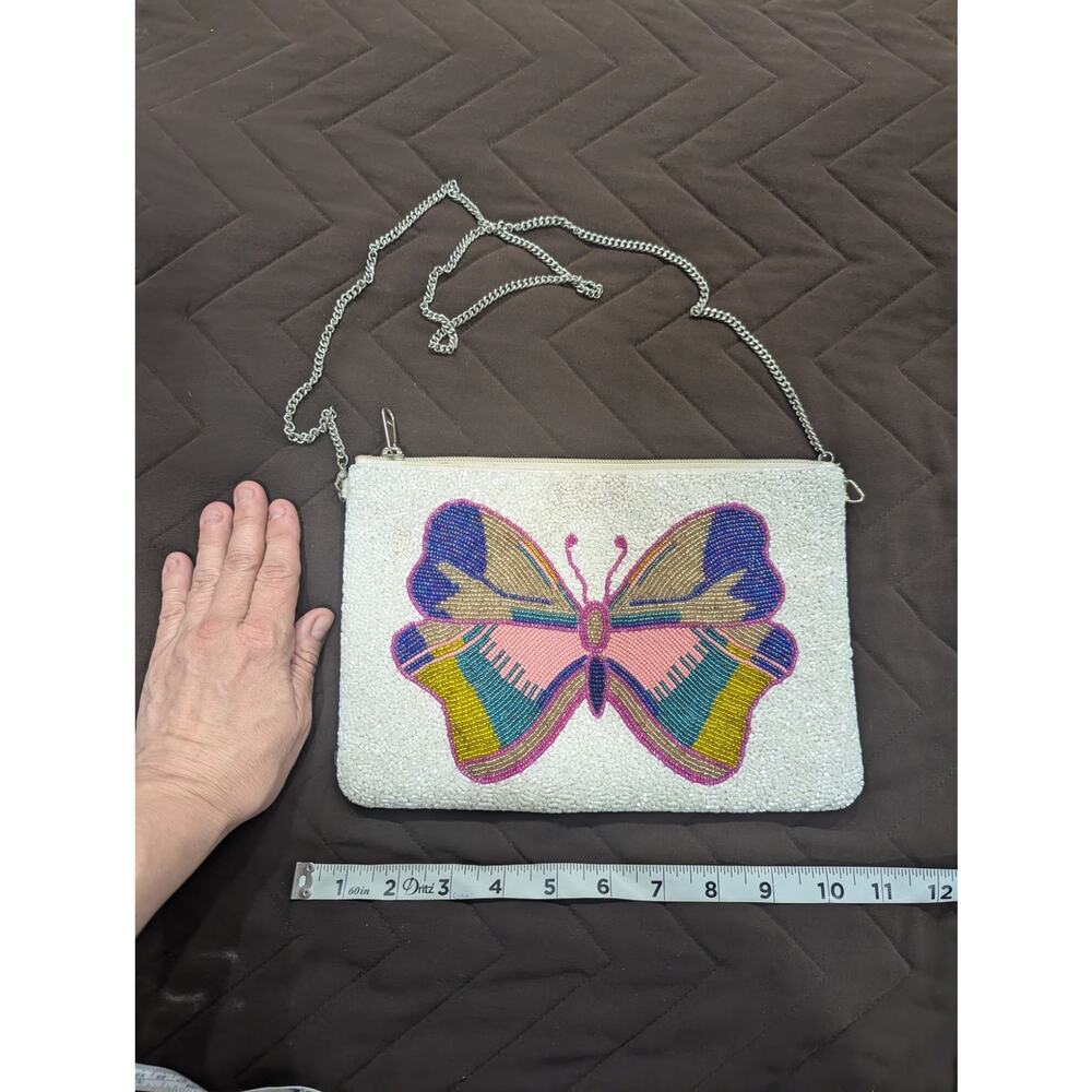 Pretty white with beaded butterfly clutch purse w/silver chain strap